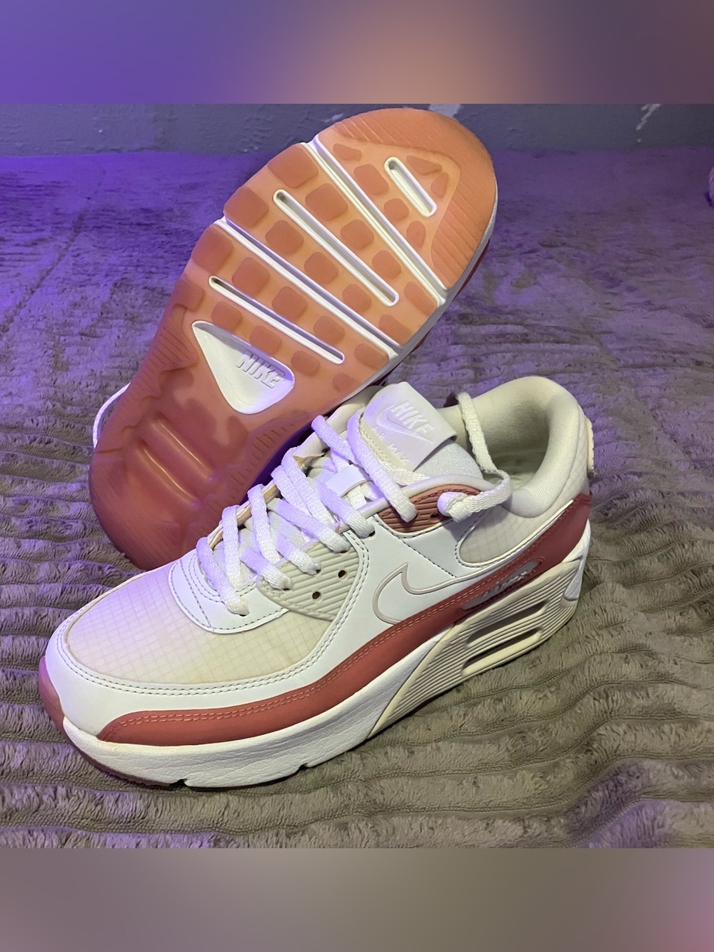 Nike Air Max 90 White Pink Sneakers Women's Sz 8 - Picture 3 of 14